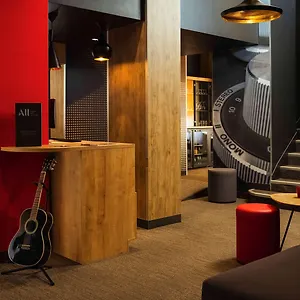 Hotel Ibis Gare De L Est 10eme Paris